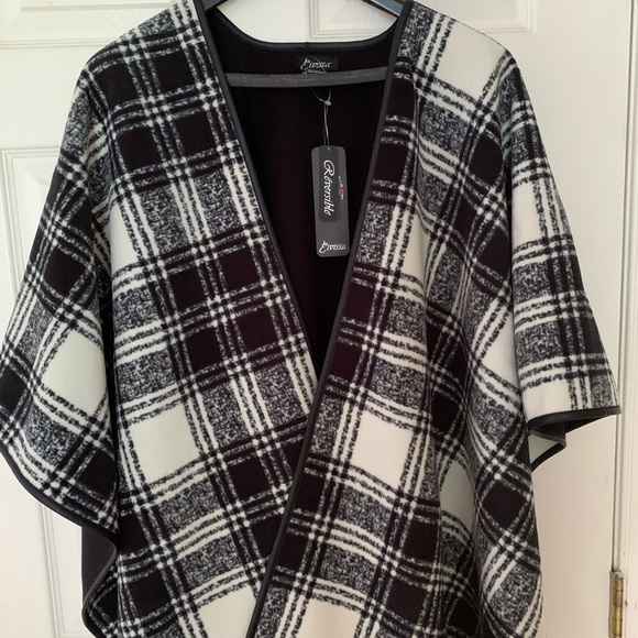 Accessories - Reversible Plaid Poncho/Cape